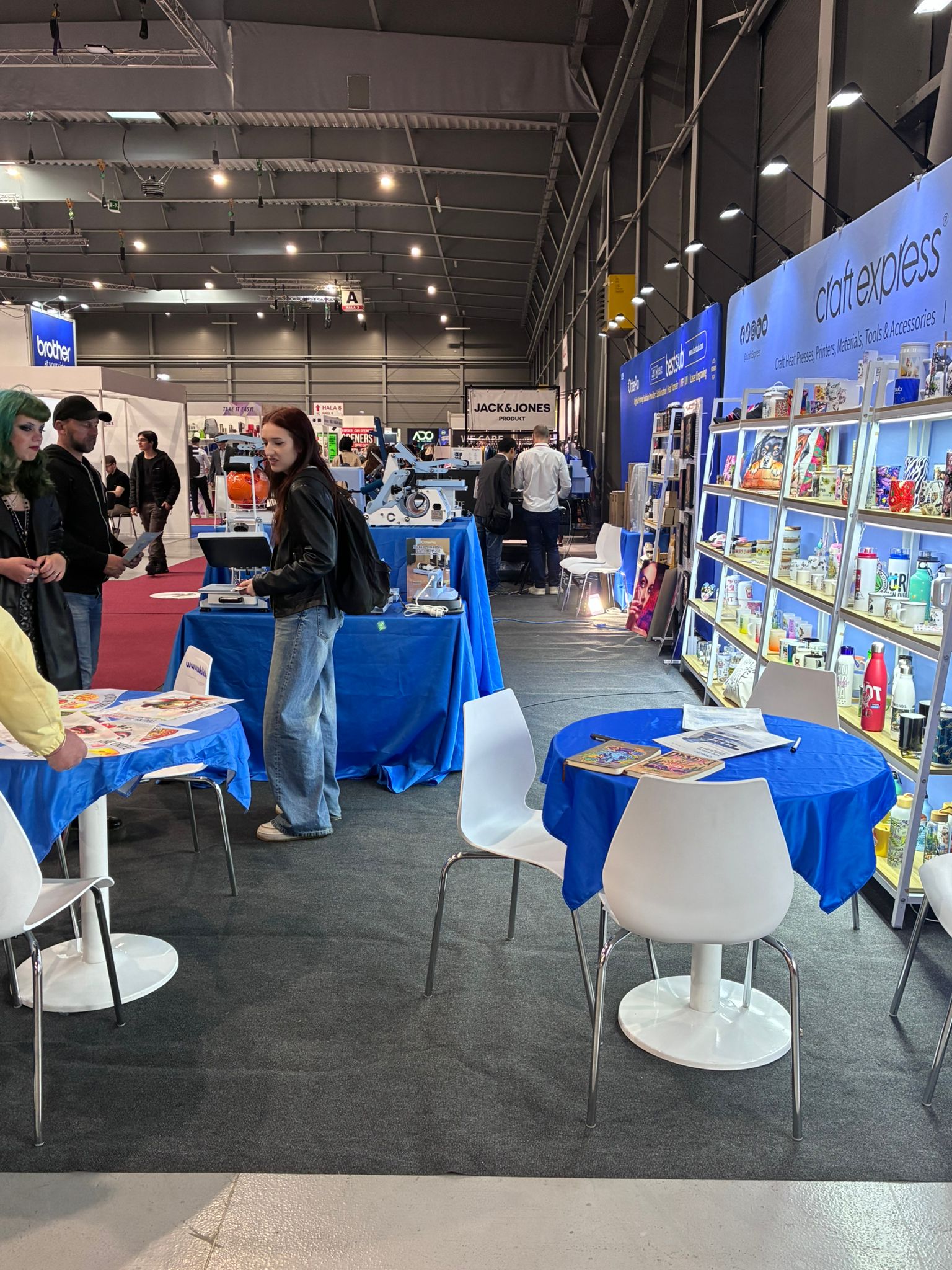 REKLAMA POLYGRAF OBALY 2025